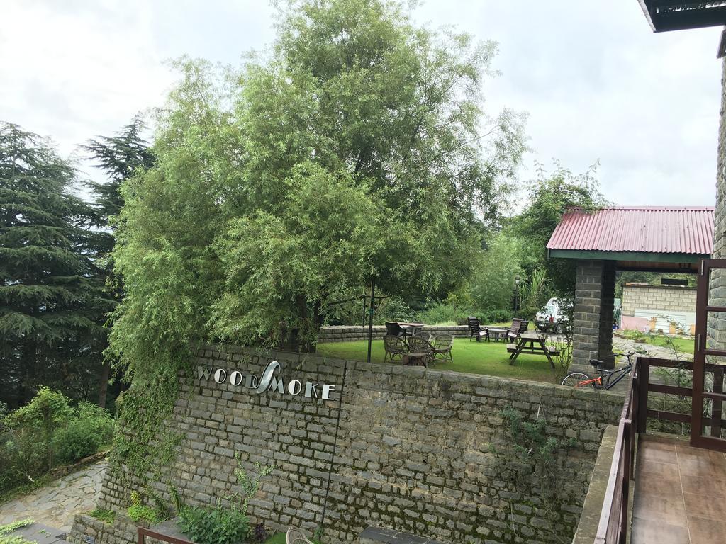 Hotel Woodsmoke Retreat Shimla Esterno foto